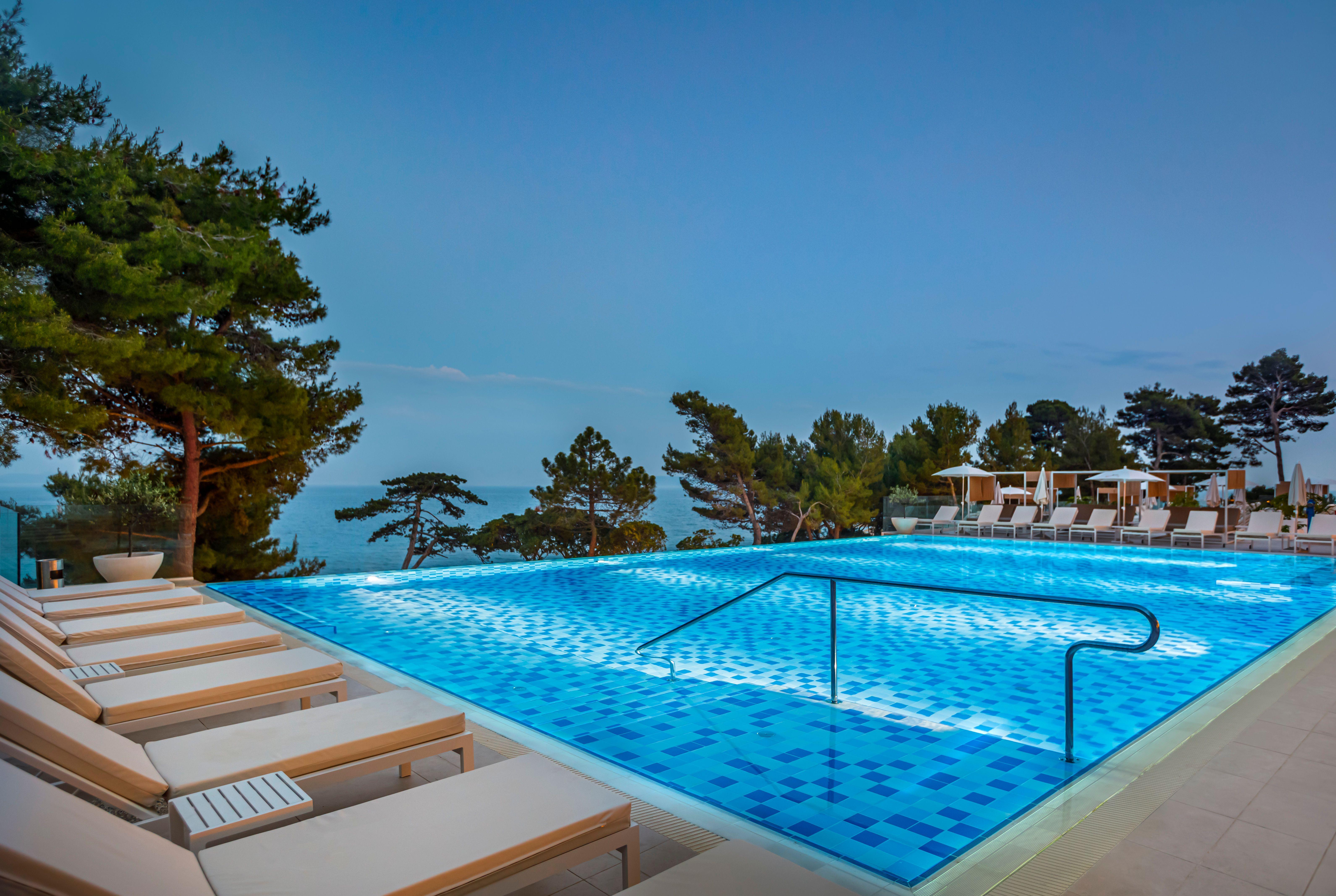 Valamar Carolina Hotel & Villas Кампор Экстерьер фото