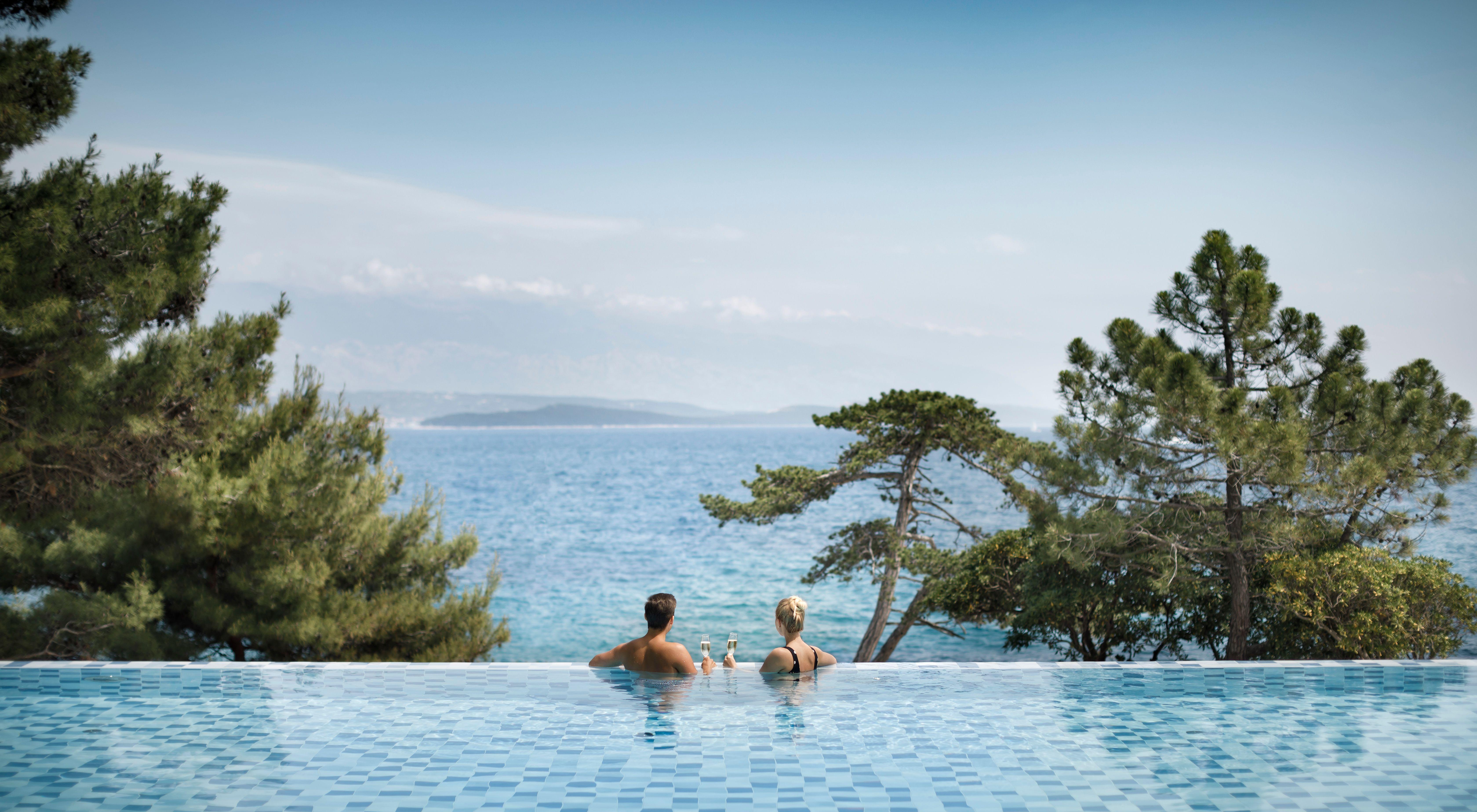 Valamar Carolina Hotel & Villas Кампор Экстерьер фото