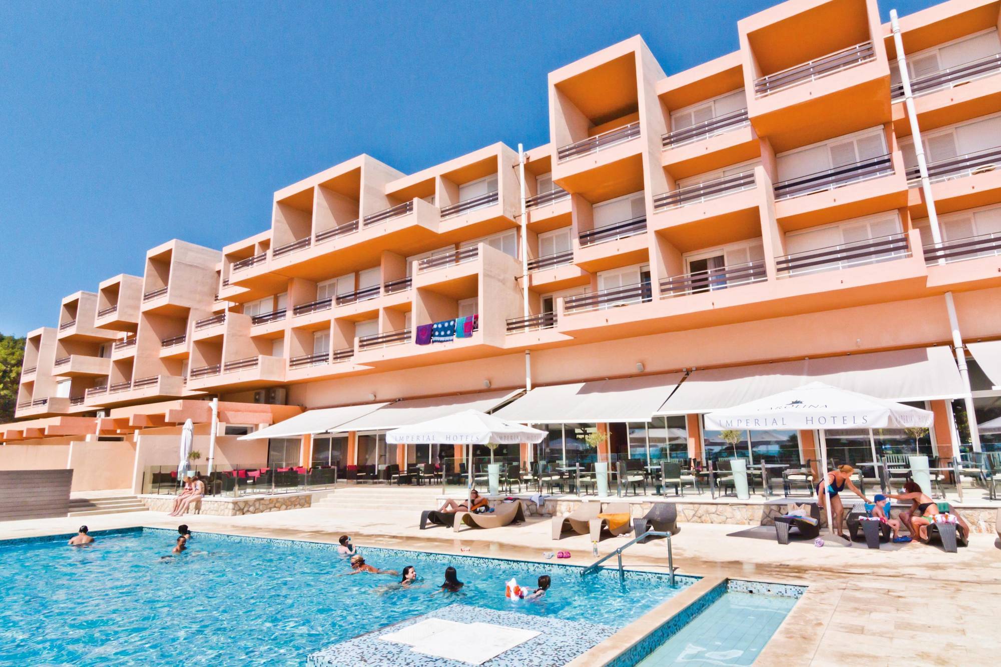 Valamar Carolina Hotel & Villas Кампор Экстерьер фото